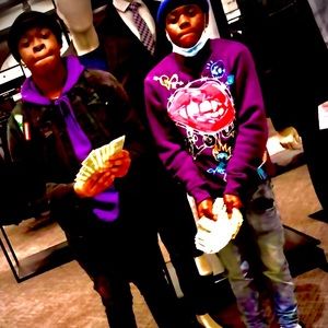 Meet your Posher, Janavion